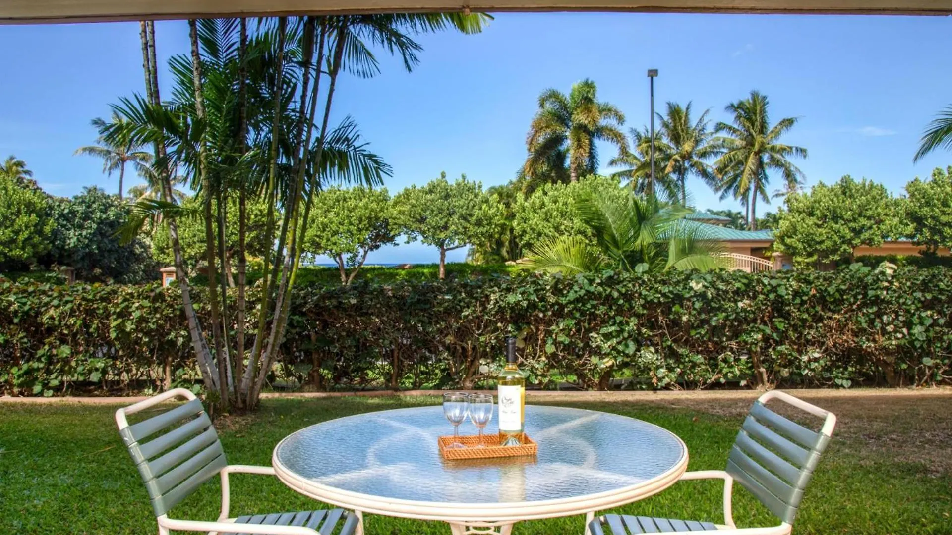 Kbm Resorts Free Car Maui Kaanapali Villas Mkv-C152 Beachfront Resort Upgraded Studio Apartment